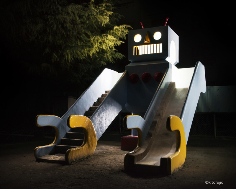 Playgrounds ganham nova perspectiva com fotógrafo que desbrava o Japão