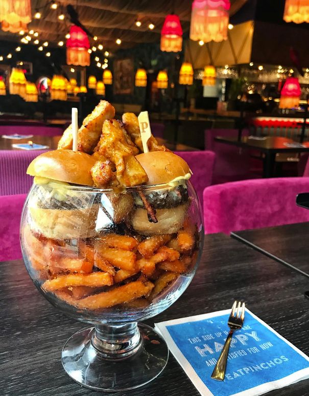 Esses restaurantes abusaram do conceito hipster e foram longe demais na hora de servir a comida.