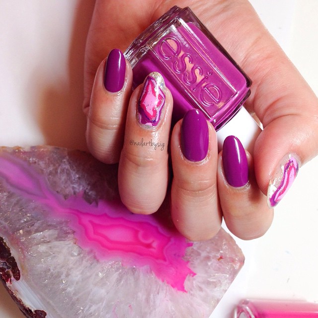 Que tal uma nail art mais ~íntima~?