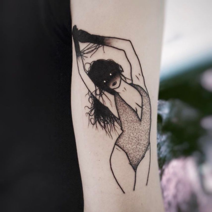 SEWP é um artista de Toronto, no Canadá, que cria tatuagens incríveis. Seus desenhos mais famosos são de mulheres sem rosto, com um quê de erotismo e um tanto assustadoras