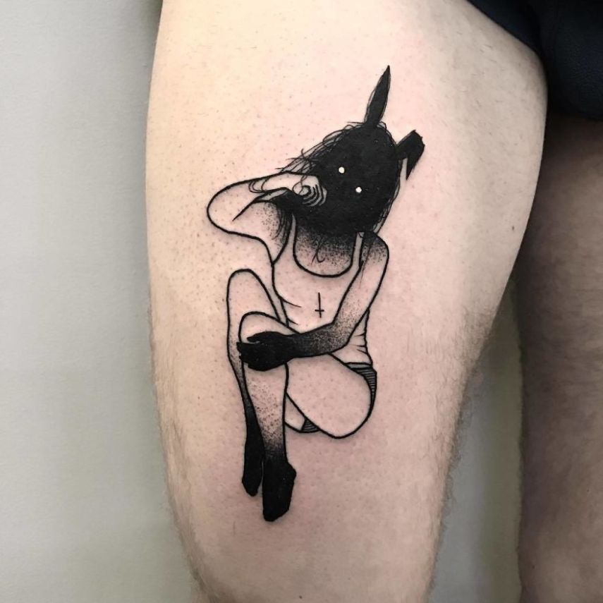 SEWP é um artista de Toronto, no Canadá, que cria tatuagens incríveis. Seus desenhos mais famosos são de mulheres sem rosto, com um quê de erotismo e um tanto assustadoras