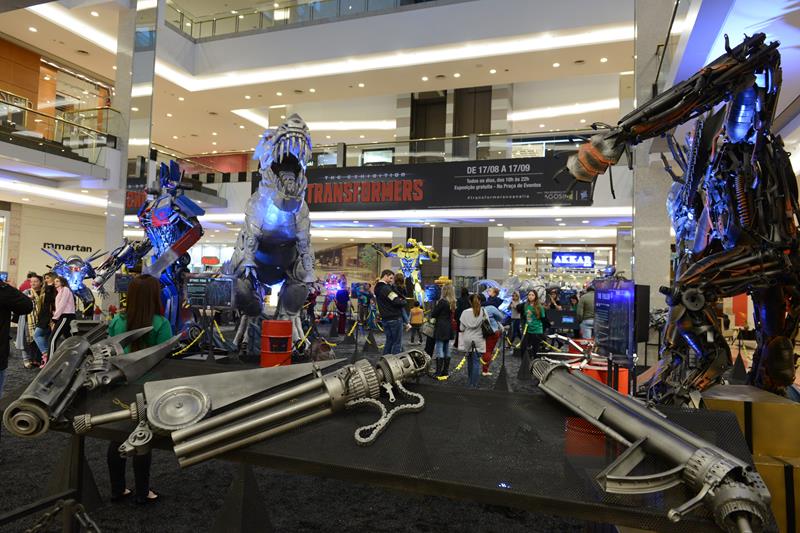 Exposição gratuita rola até 17 de setembro no Shopping Anália Franco e conta com games, réplicas e esculturas gigantes dos robôs mais legais dos últimos tempos. Pode levar a família toda!