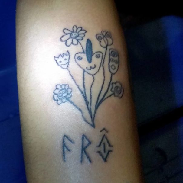 Tatuagens toscas viram hit e transformam brasileira em celebridade