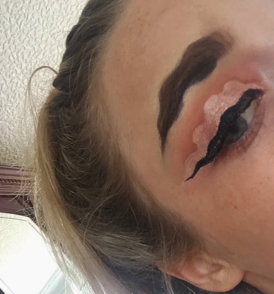 Tendência #wavyliner está bombando na rede social.