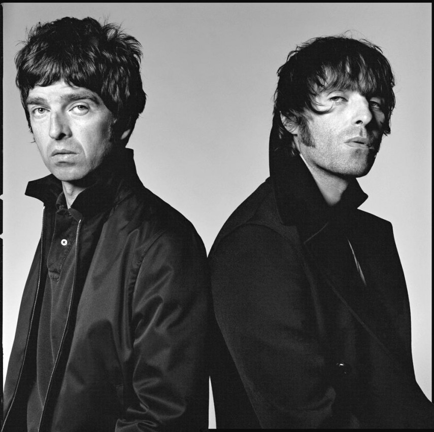 Uma das rivalidades mais intensas do mundo da música. Liam e Noel, fundadores do Oasis, quase foram aos tribunais por tanta treta e mágoa. Hoje, Noel reforça que Liam precisa buscar ajuda psiquiátrica. Eles não se conversam.