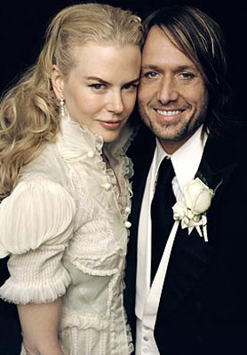 É sabido que Keith Urban lutou contra o vício em cocaína. Ele sempre fala sobre isso e não tem vergonha de seu passado. Exatamente por isso, Nicole Kidman teria colocado no pré-nupcial uma cláusula de escape - que anula o contrato -  para o caso do marido voltar a usar drogas.