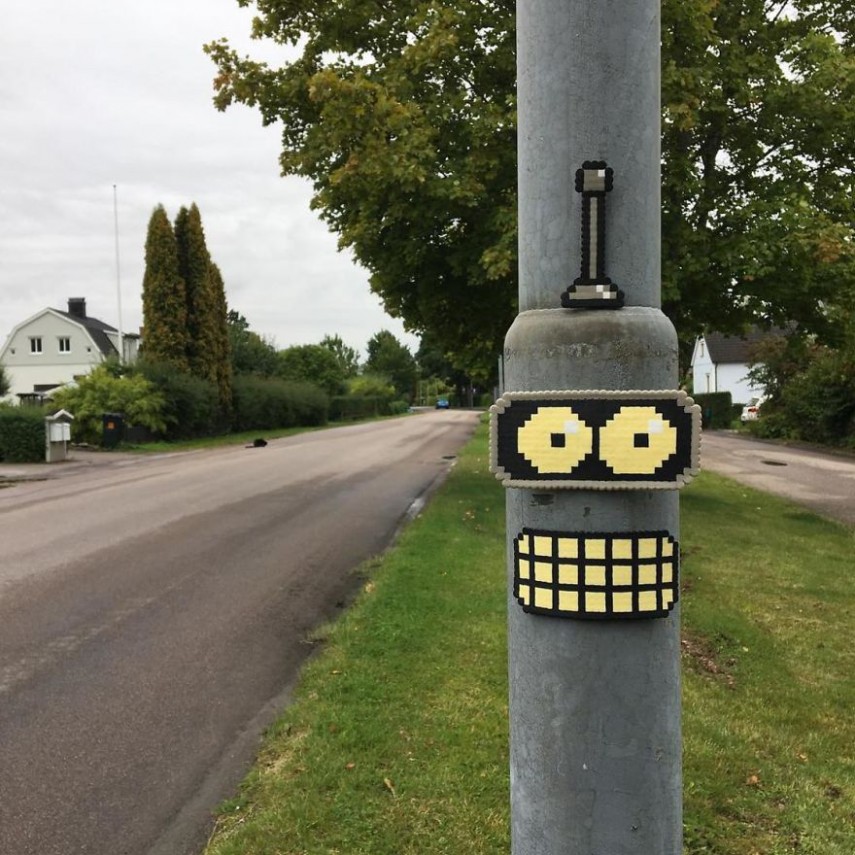 O artista sueco Johan Karlgren, mais conhecido como Pappas Pärlor, cria arte de rua interativa e faz o mundo ao seu redor muito mais divertido