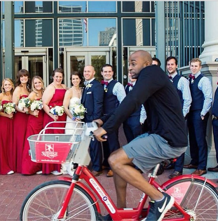 Uma surpresinha na foto de casamento