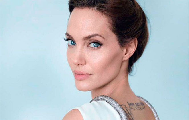 Angelina Jolie 