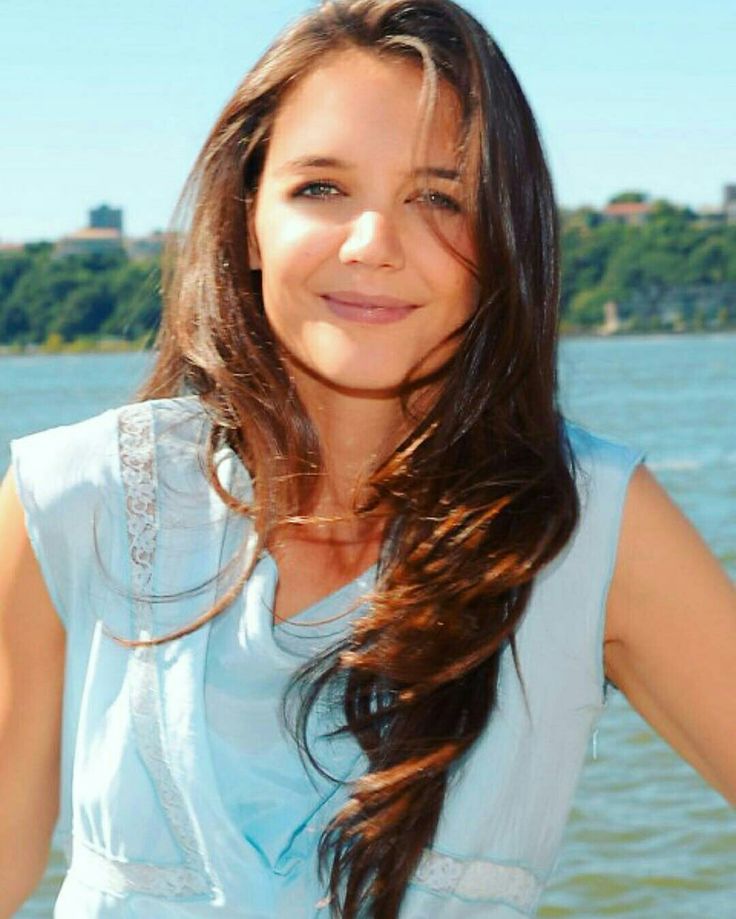 Katie Holmes 
