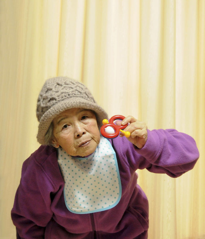 Kimiko não sabia nada de fotografia até os 72 anos. Tudo começou porque seu filho estava ministrando um curso de fotografia para iniciantes e ela decidiu se inscrever, sem saber que estava prestes a despertar uma paixão e um talento que nunca soube que tinha. Agora, ela se prepara para uma exposição em Tóquio!