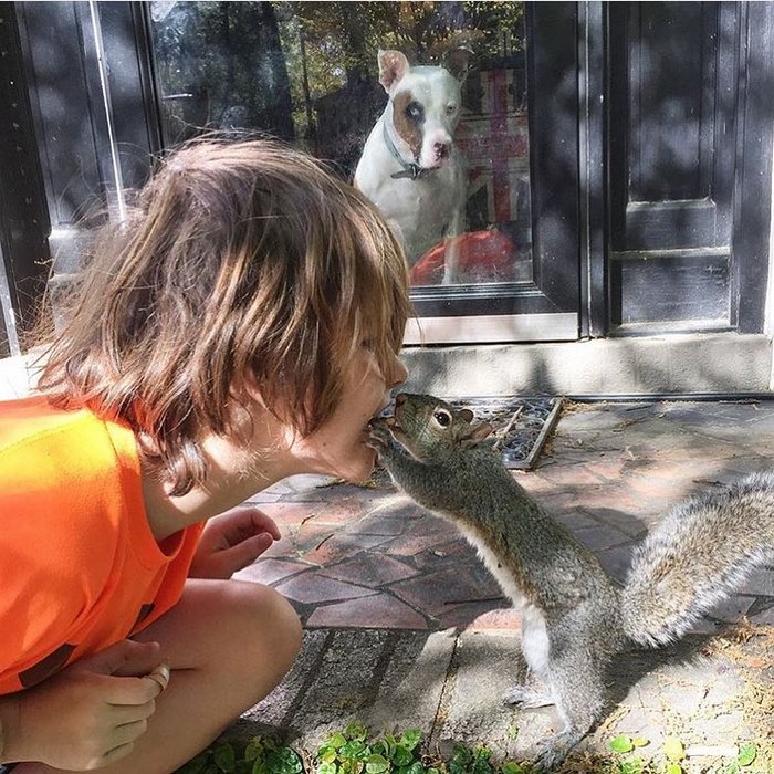 Bella sempre volta para visitar a família