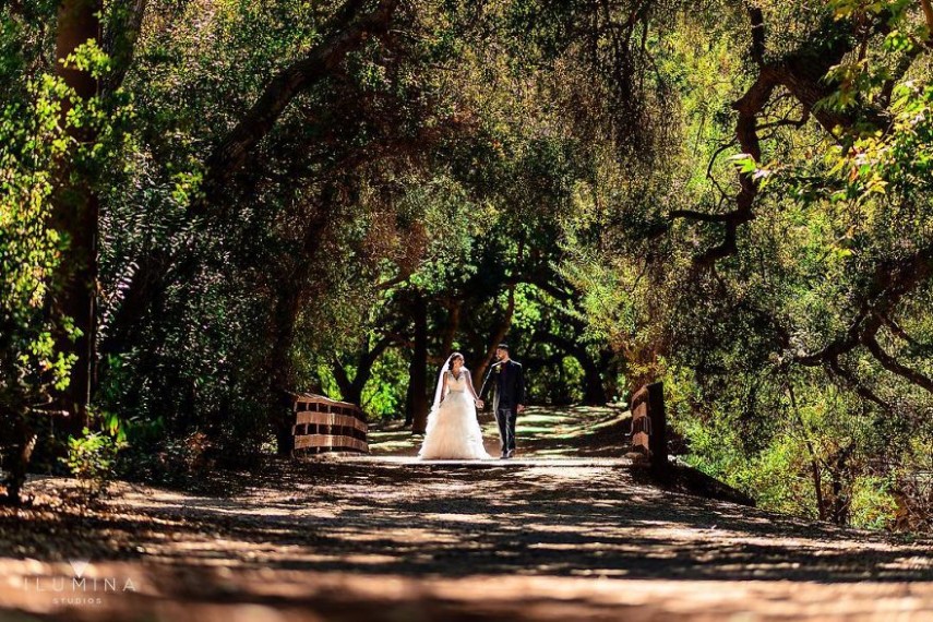 Carsten é um jovem de apenas 24 anos, mas que já passou por muita coisa na vida. O rapaz já morou nas ruas, mas hoje é um fotógrafo de casamento renomado em Los Angeles, nos Estados Unidos.