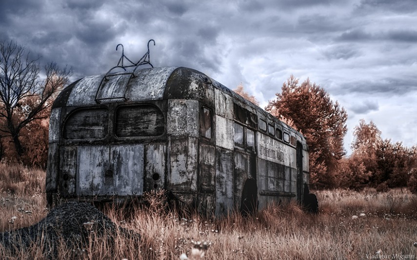 O fotógrafo Vladimir Migutin usou filtro infravermelho para fotografar Chernobyl