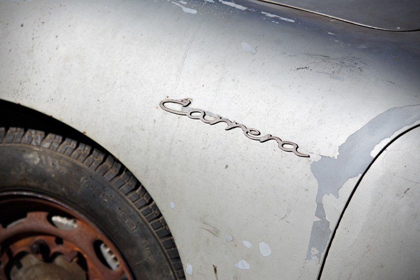 Carro raro que estava abandonado vai a leilão e pode custar R$ 2,2 milhões