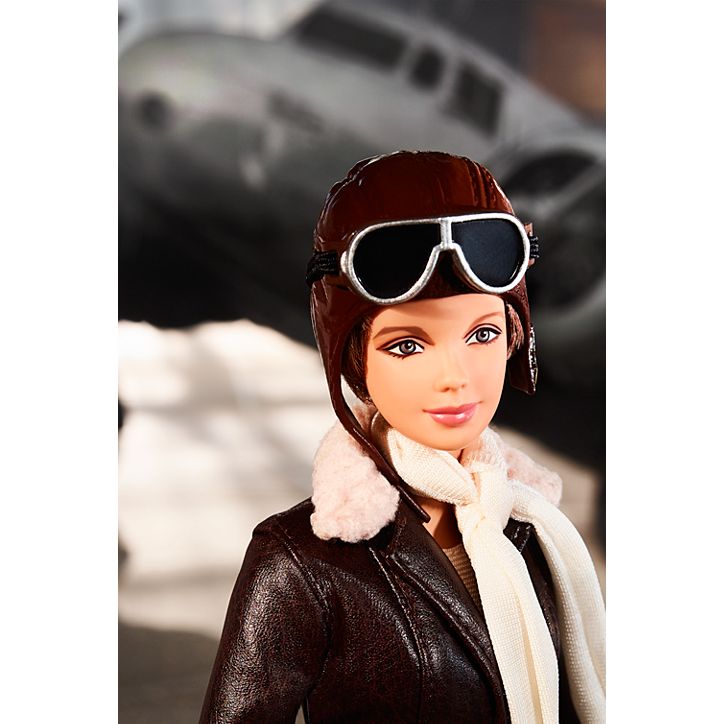 A Barbie de Amelia Earhart
