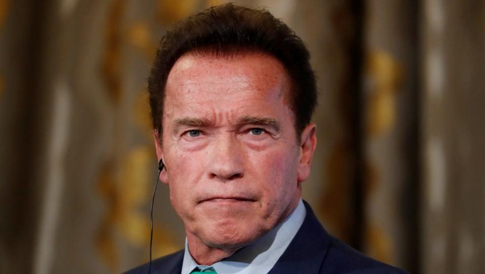 Arnold Schwarzenegger após cirurgia de coração: "I'm back"