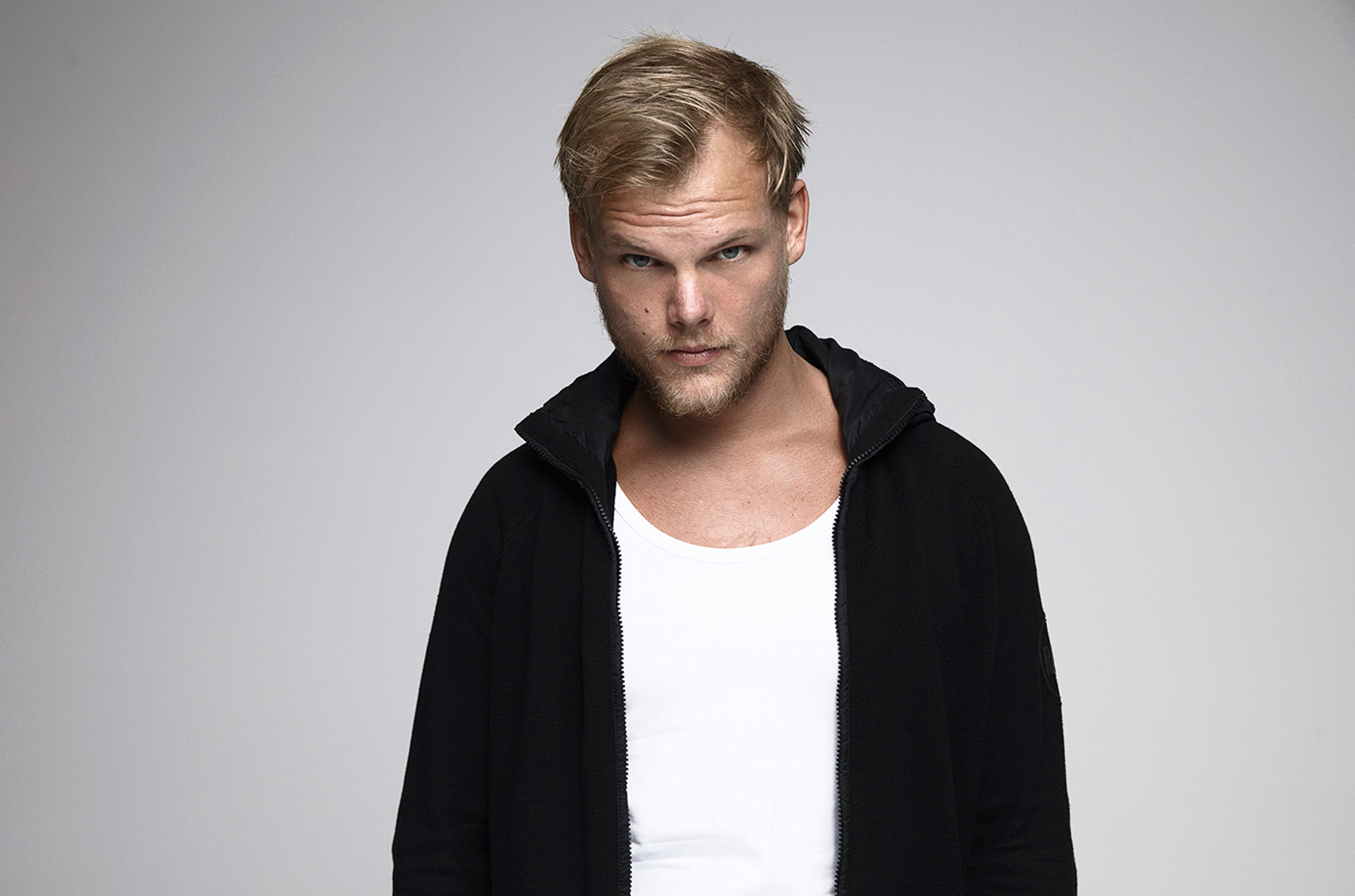 DJ Avicii, que morreu aos 28 anos, deixou R$ 295 milhões