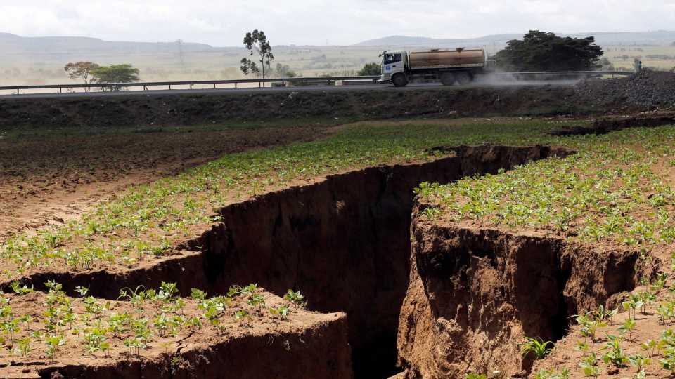 Rachadura no Quênia continua a crescer e vai dividir continente africano
