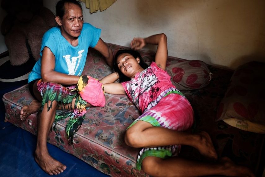 Fotógrafo Vytautas Jankulskas retratou com vivem as pessoas que moram nas favelas de Jacarta, na Indonésia