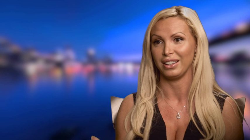 Atriz pornô Nikki Benz processa ator e diretor por estupro