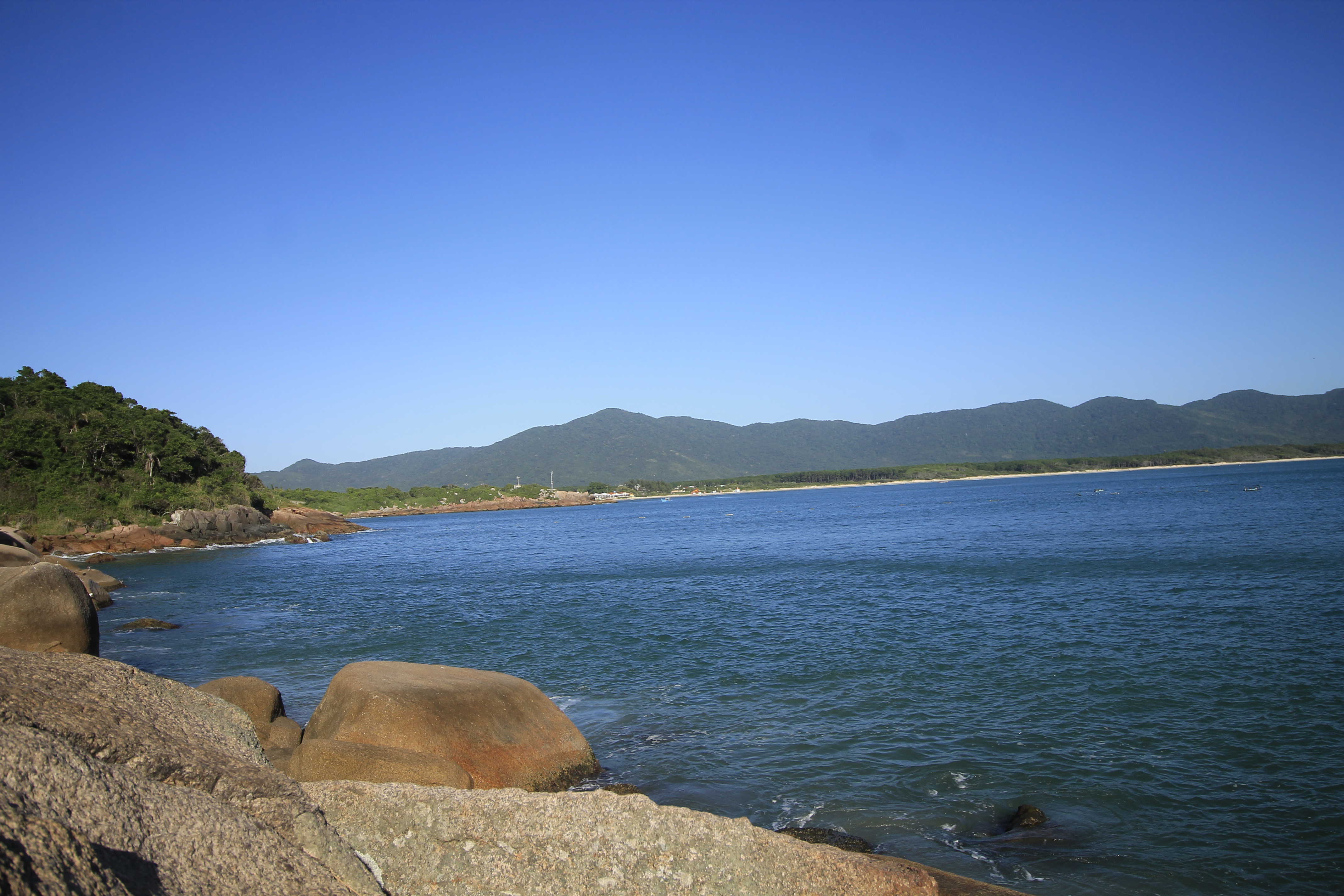 7 praias maravilhosas que você precisa conhecer em Floripa