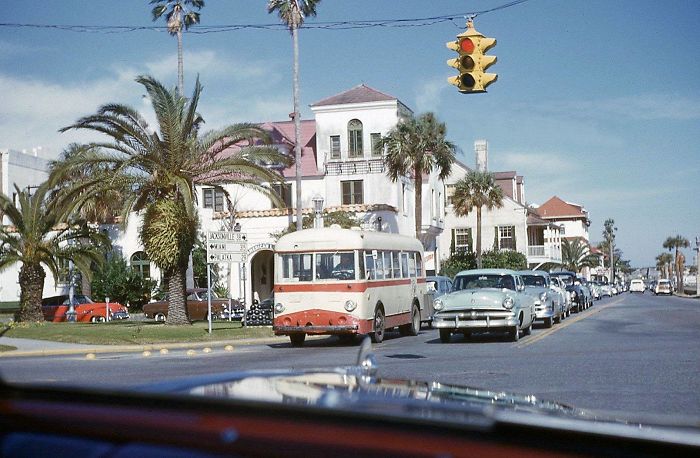 Fotos coloridas mostram cotidiano dos EUA nos anos 1950