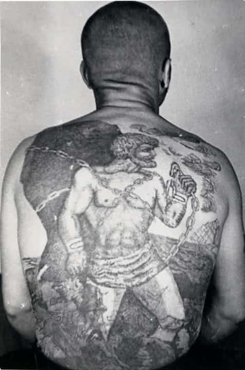 Significam que o detento não cometia crimes comuns e que estava sempre mudando de lugar, segundo Bronnikov
