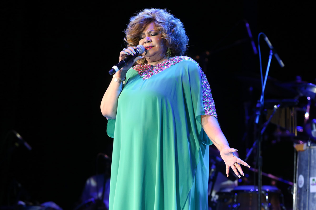 Alcione é internada em São Paulo para cateterismo e angioplastia