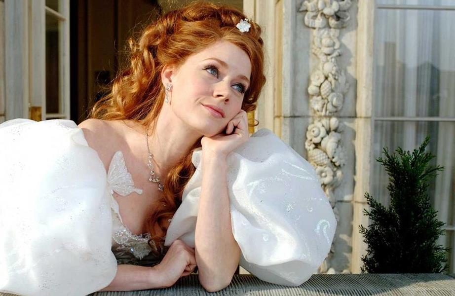 Amy Adams está trabalhando em sequência de 'Encantada'