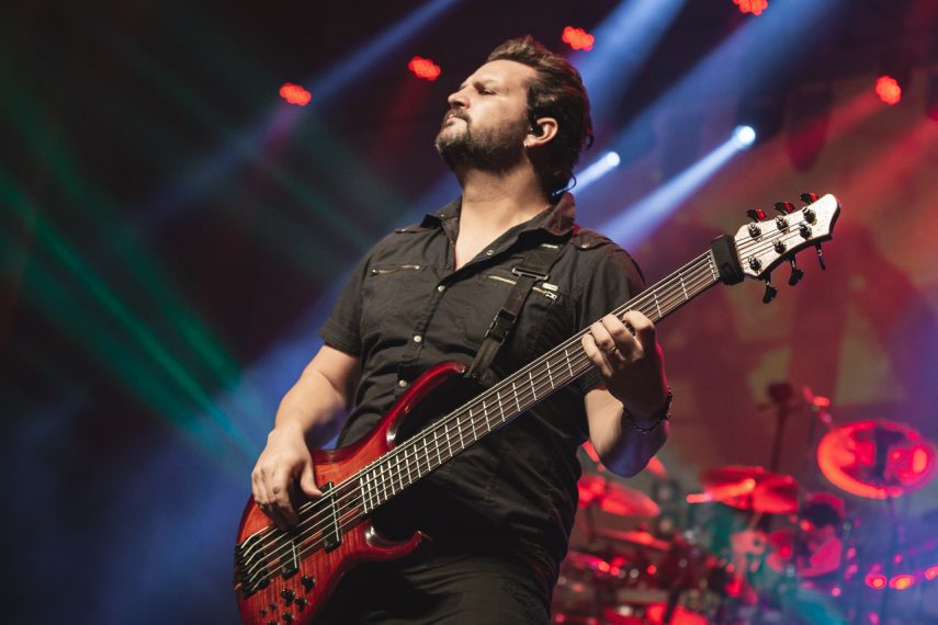 Angra com Sandy no Tom Brasil