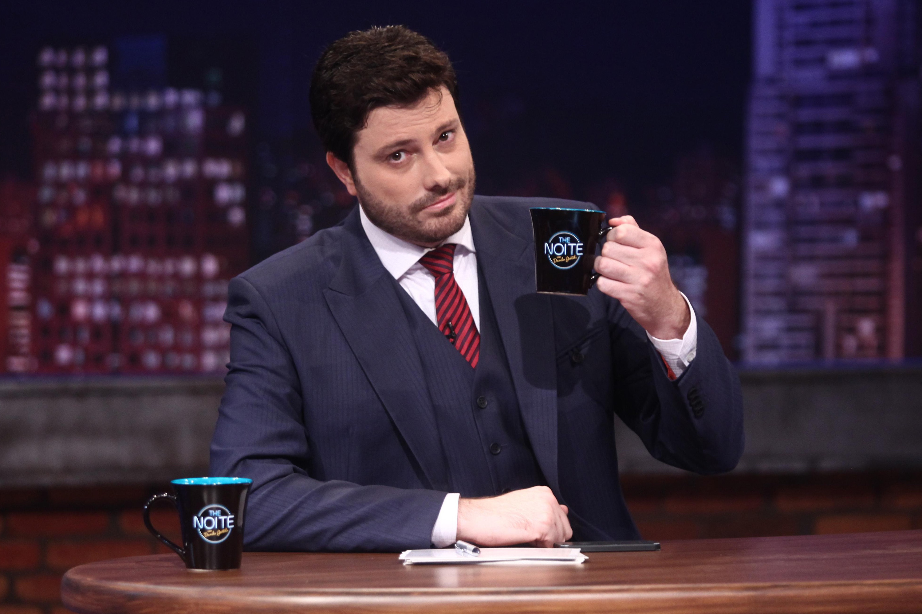 Deputado Marcelo Freixo pede R$ 100 mil de indenização de Danilo Gentili