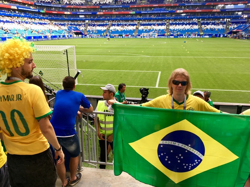 'Feiticeiro misterioso' é russo e agradece torcida brasileira