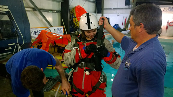 Nasa prepara garota de 17 anos para viagem a Marte