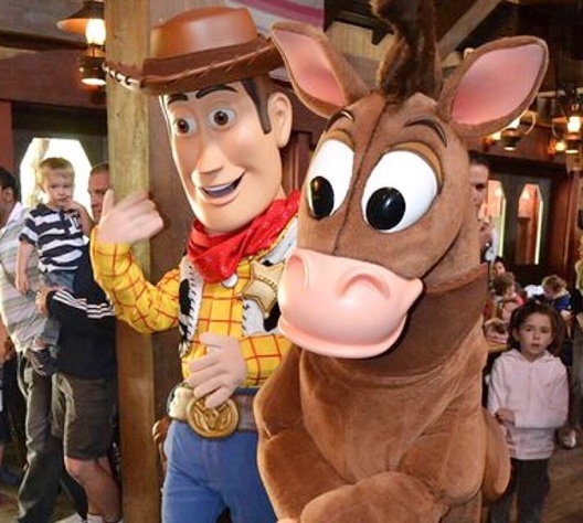 Parque Disney's Hollywood Studios inaugura área para Woody e sua turma