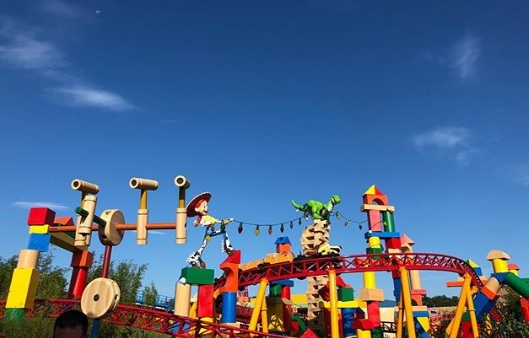 Parque Disney's Hollywood Studios inaugura área para Woody e sua turma