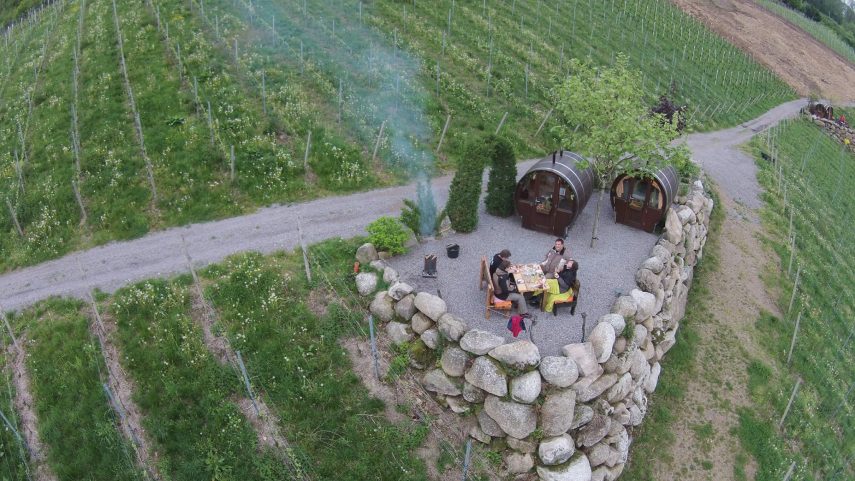 Barris têm camas, banheiro e jardim privado neste hotel na Alemanha