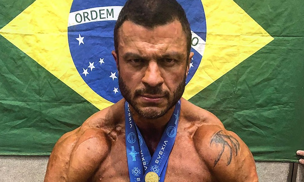 Super musculoso, ex-BBB Kléber Bambam impressiona fãs ao exibir "corpo desproporcional"