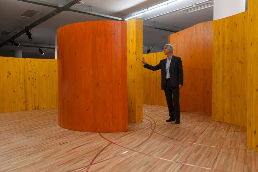 Alejandro Corujeira, artista. Visitação dos convidados do jantar de captação de recursos promovido pela Fundação Bienal de São Paulo pré-abertura da 33a Bienal de São Paulo.