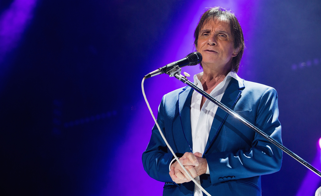 Roberto Carlos cancela show por causa de forte gripe