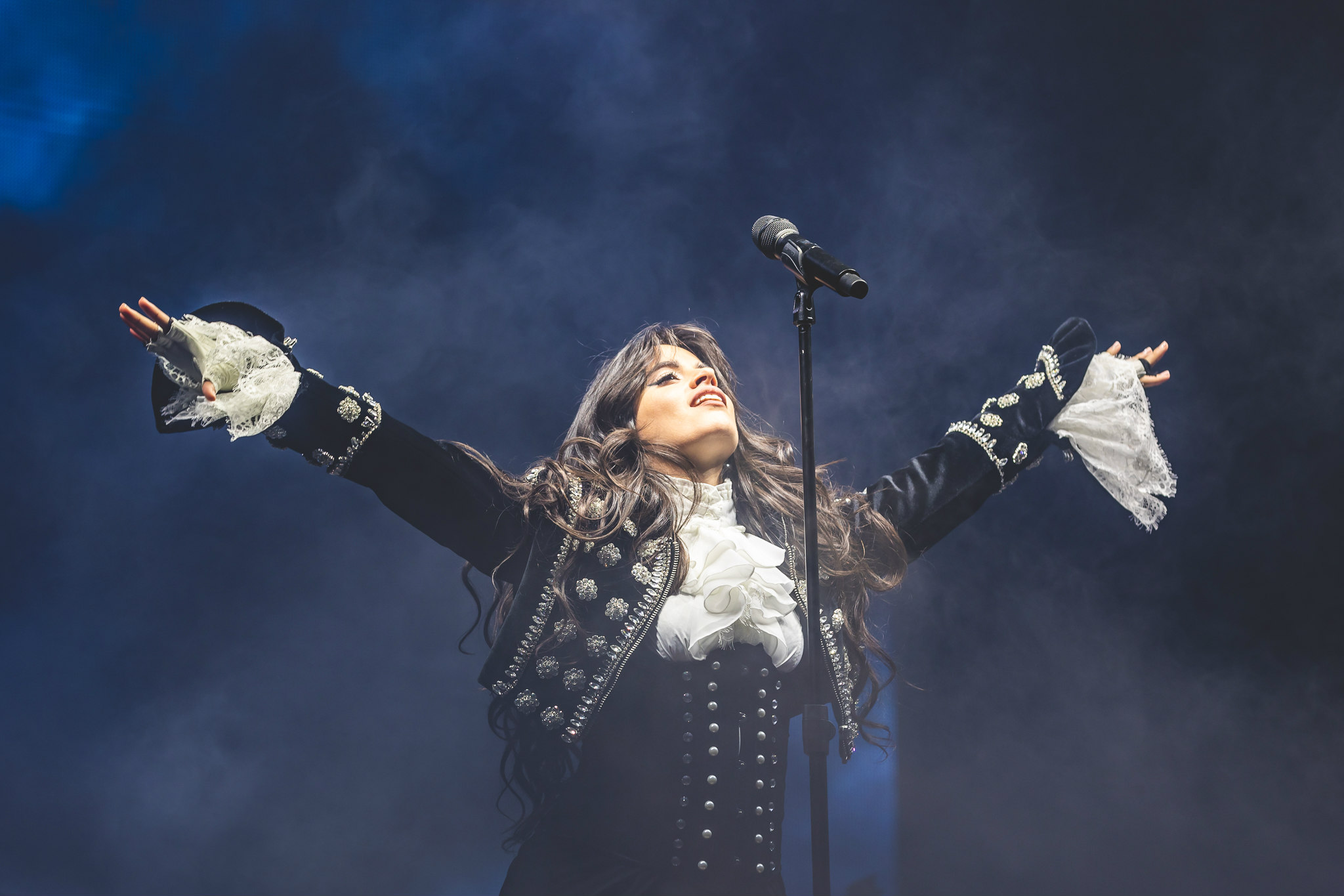 Camila Cabello esbanja carisma e paixão no Z Festival