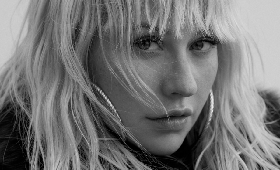Christina Aguilera cancela dois shows de sua turnê por problemas vocais