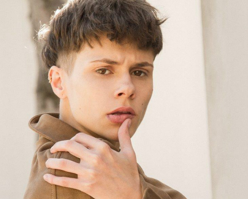 'Tem que correr atrás', diz 'new face' que vendeu hambúrguer