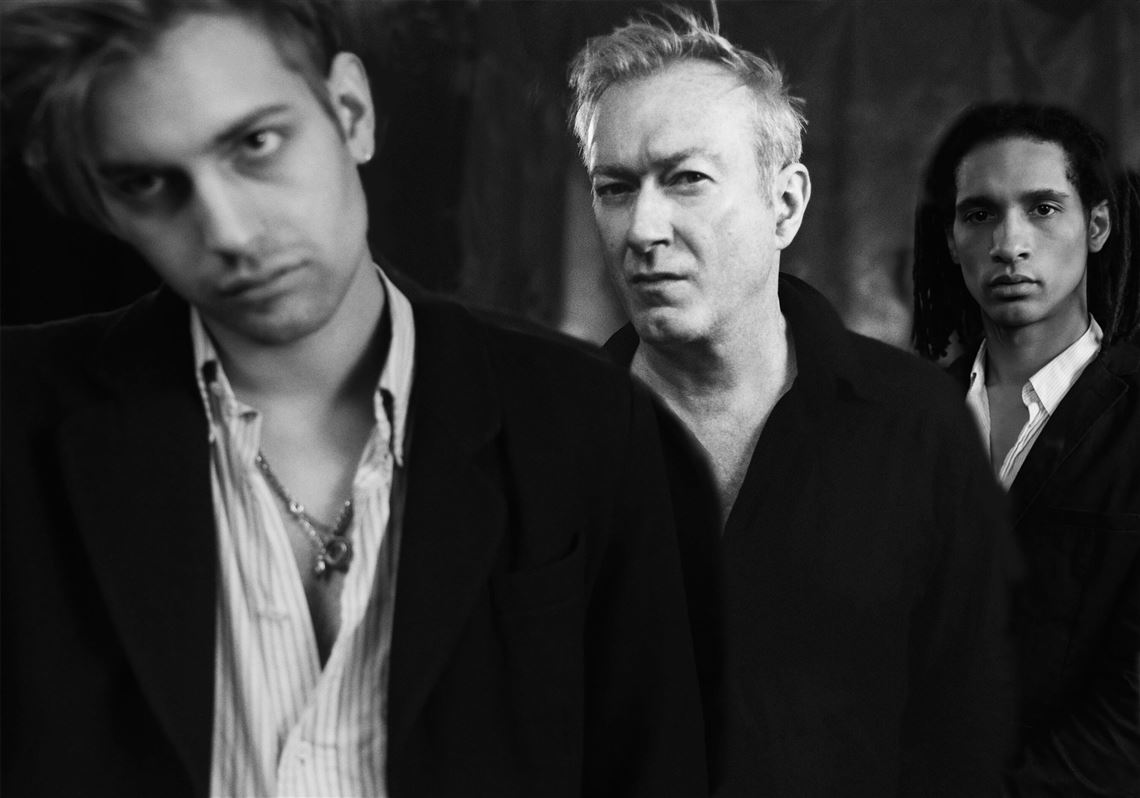 Influência de Nirvana e Franz Ferdinand, Gang of Four volta a SP