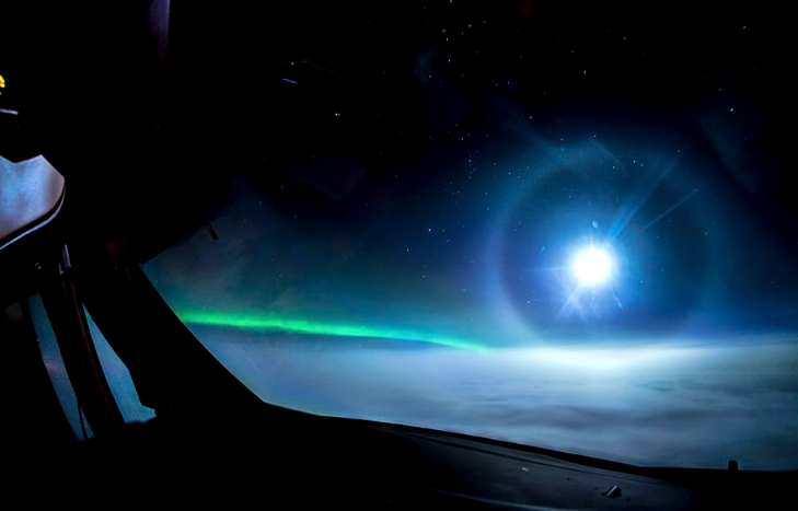 Piloto holandês registra vistas incríveis que tem da cabine