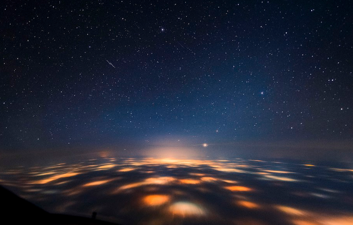 Piloto holandês registra vistas incríveis que tem da cabine