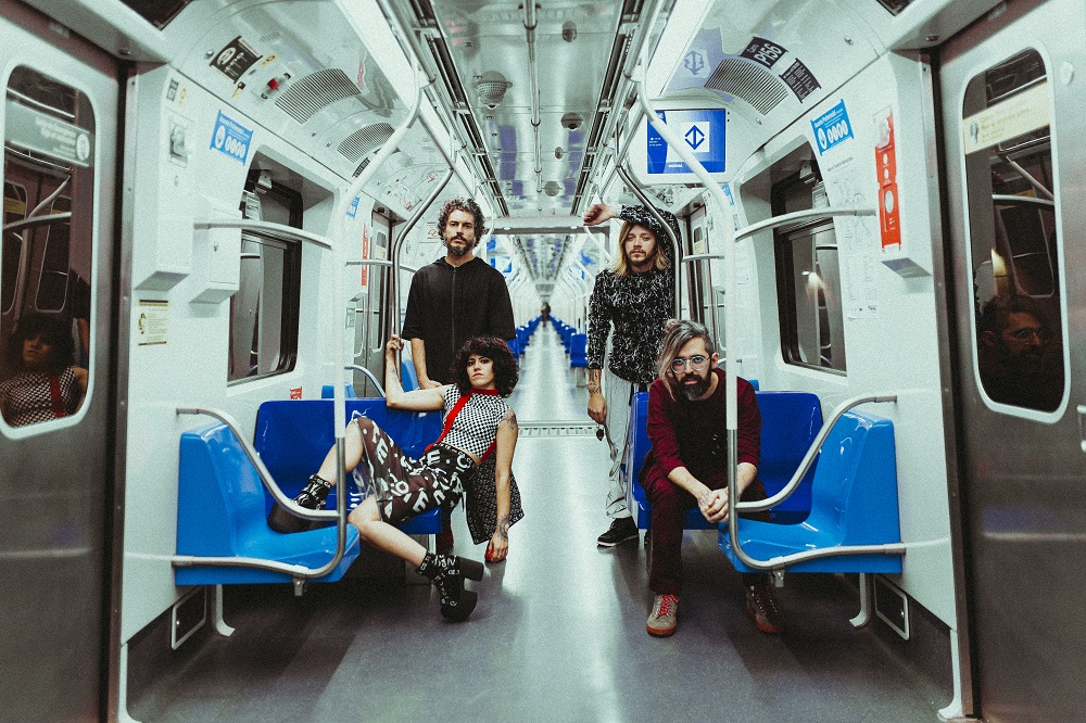 Atração do Street Rock, Supercombo fala sobre próximo álbum e quadrinhos