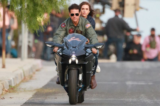 Tom Cruise filma sequência de 'Top Gun'