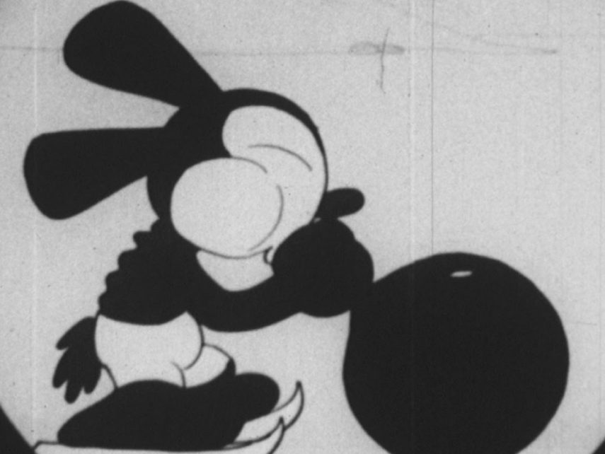 Era Oswald, o coelho sortudo. Walt Disney acreditava que o personagem seria um sucesso, mas em uma viagem para tentar conseguir dinheiro para a produção, os investidores deram uma resposta negativa e, como os direitos autorais do personagem pertenciam a eles, assumiram o controle do personagem.