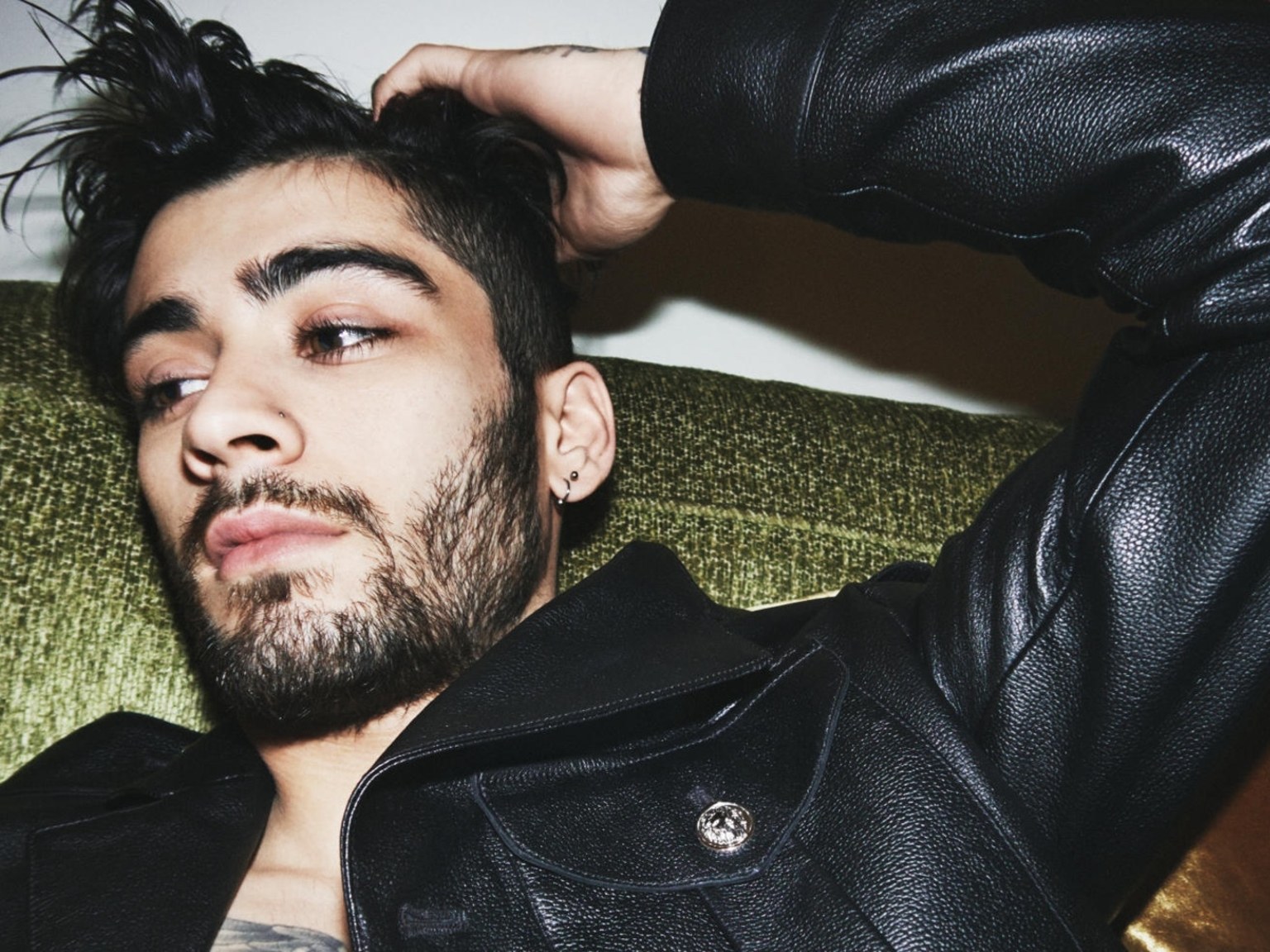 Zayn Malik diz que não se considera mais muçulmano: "Não quero ser definido por uma religião"